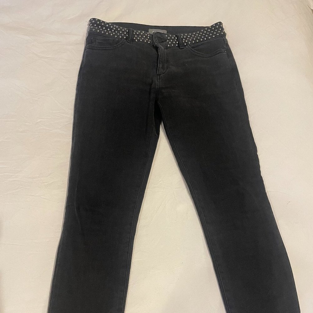 DL1961 black jean size 26 with detailed studded waist
